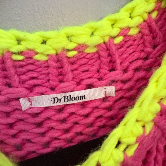 Dr Bloom Women’s Milonga Sweater M/L - Picture 4 of 4